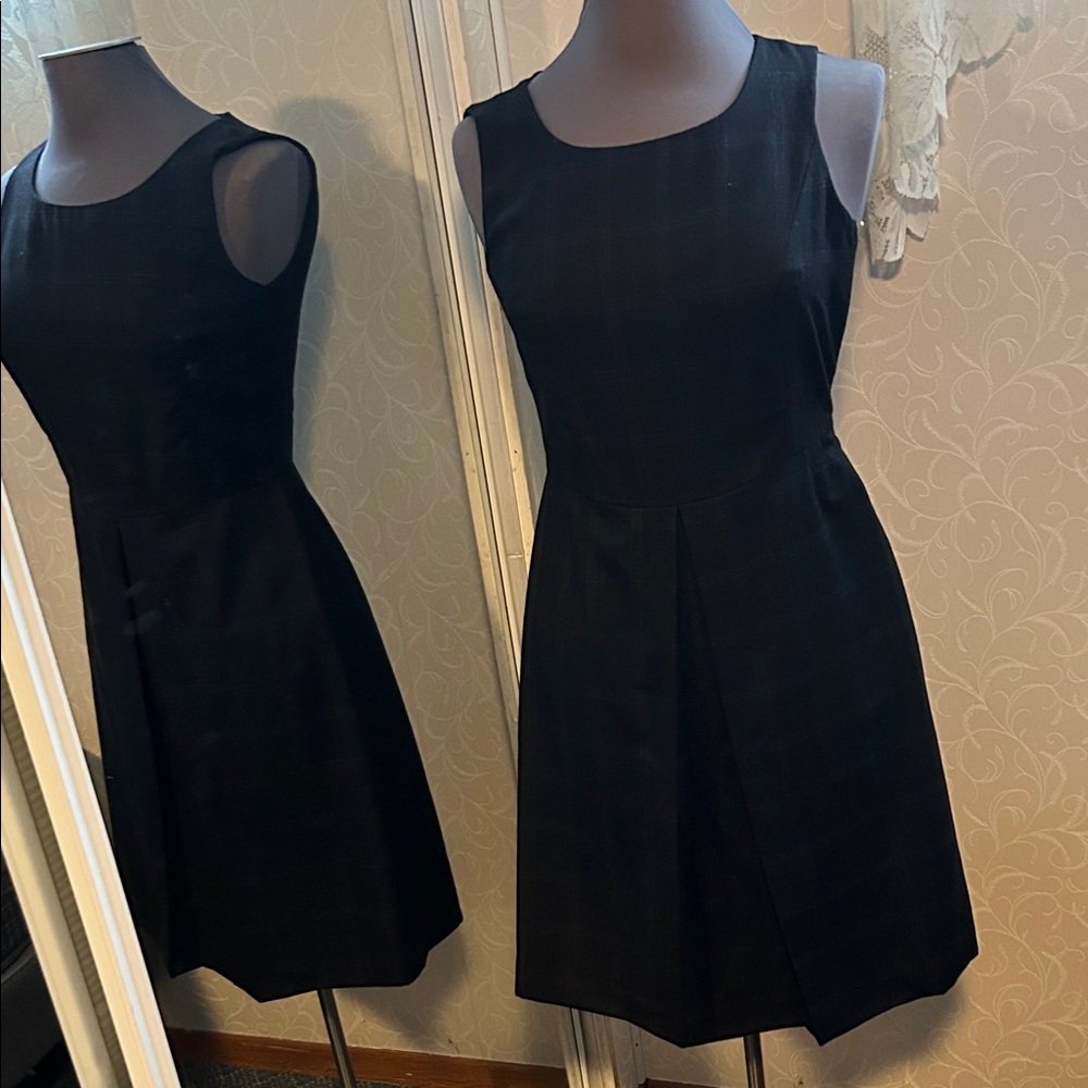 Classy Brooks Brothers Black houndstooth Sleeveless pleated midi Dress size 4